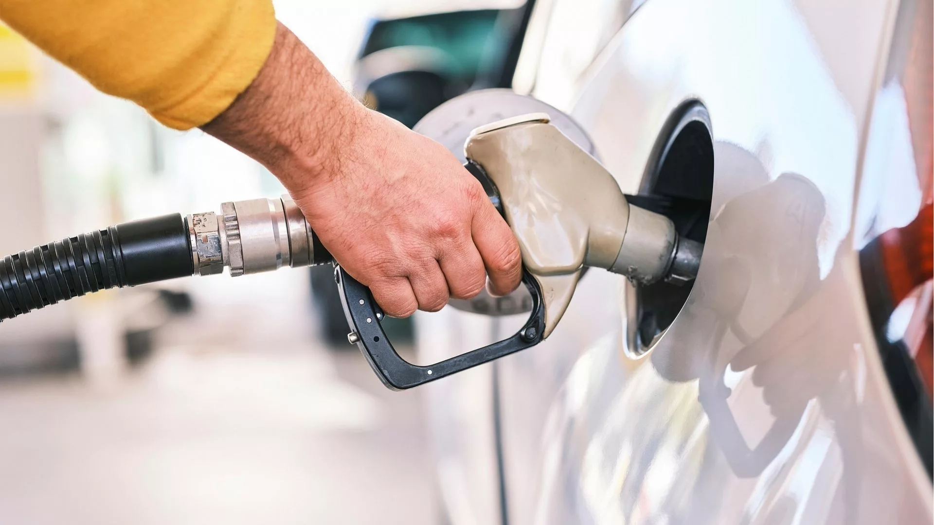 Paliwo znów mocno uderza w portfele. Benzyna 95 powyżej 7 zł, diesel jeszcze droższy