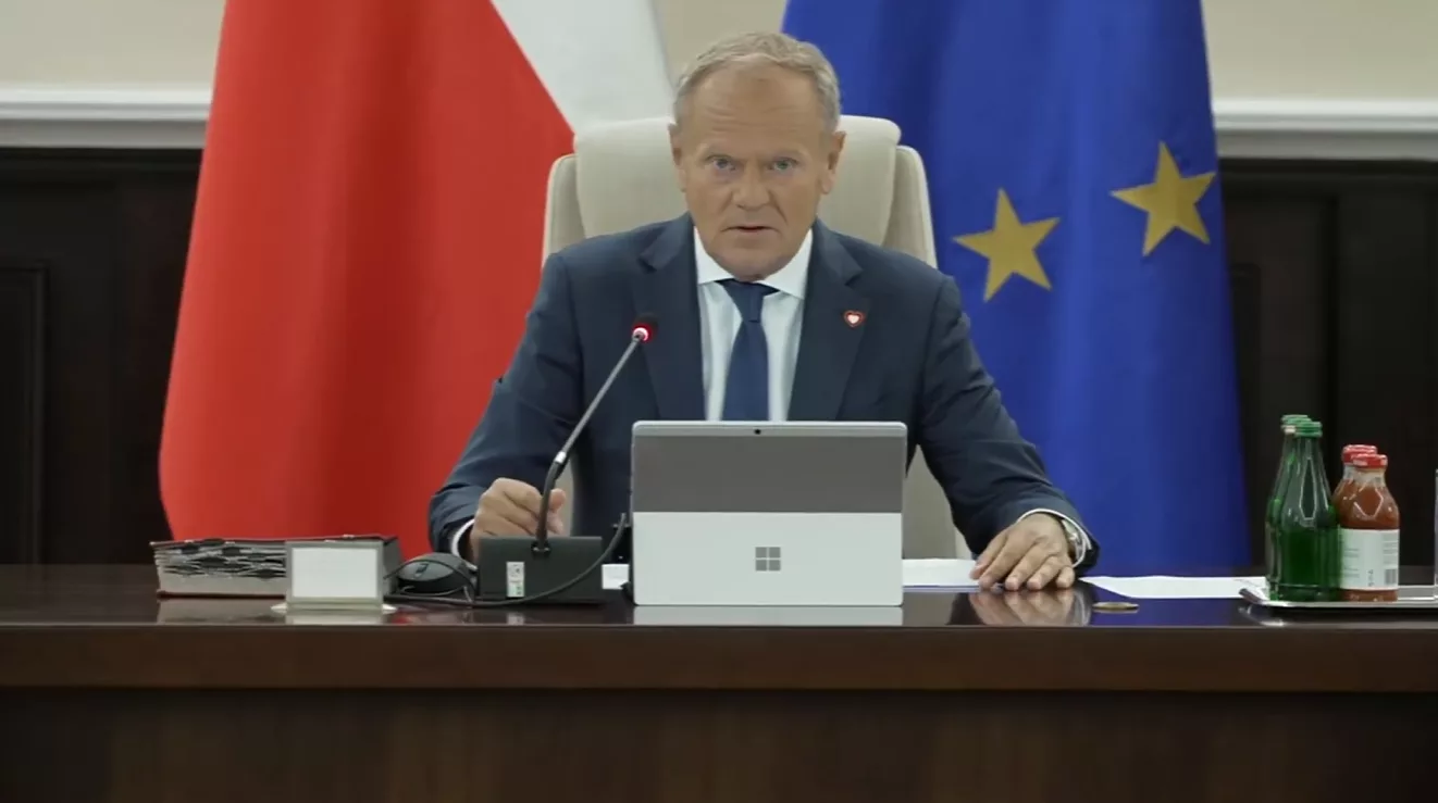 Tusk zapowiada przyspieszenie strategicznych inwestycji. Porty, kolej i energetyka na pierwszym planie