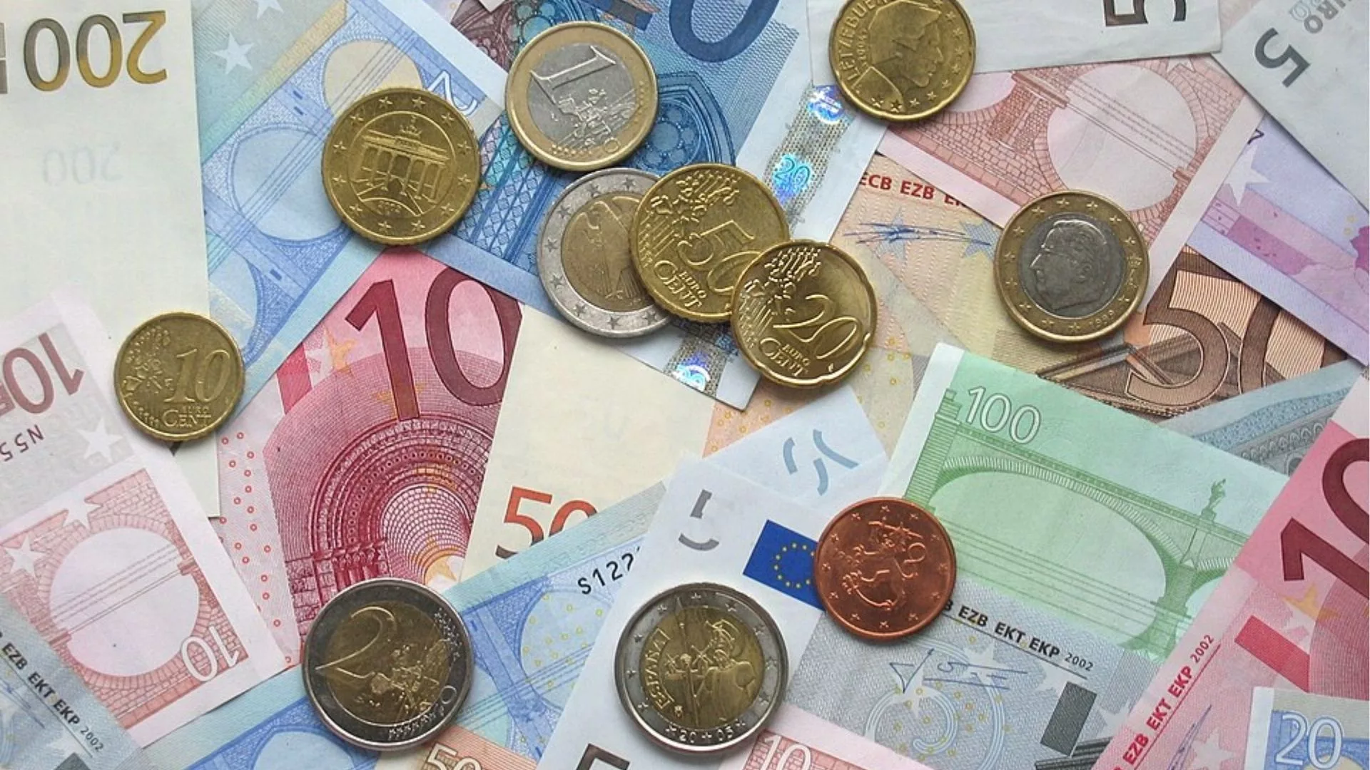 Inflacja w strefie euro znów rośnie. Energia droższa o ponad 10 proc.