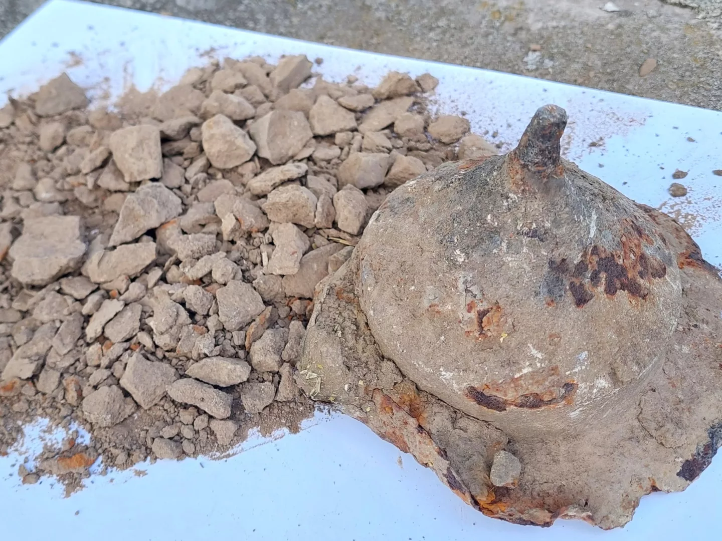 Archeologiczny zabytek znaleziony na złomowisku w Hrubieszowie. Pochodzi z II wieku