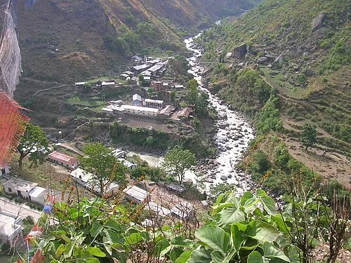 Katastrofalna powódź na granicy Nepalu z Tybetem. Są ofiary, setki osób pozostają bez kontaktu