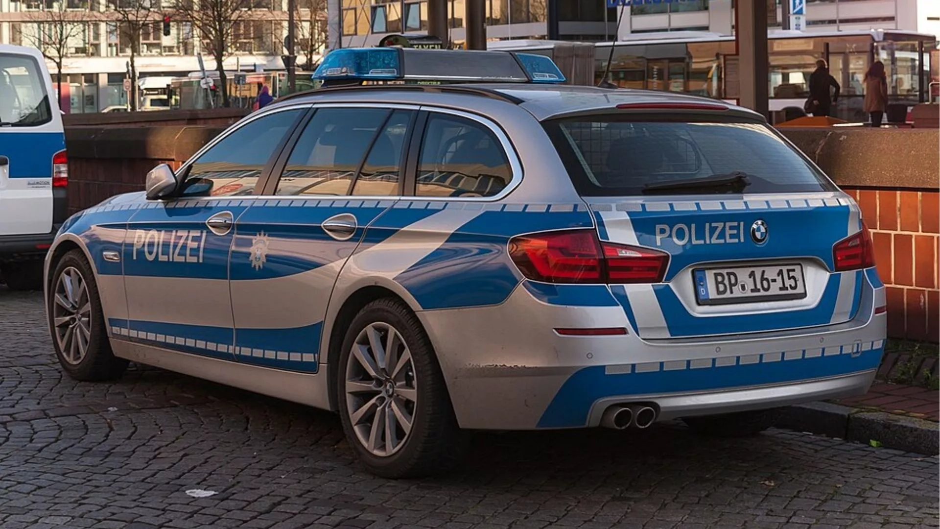 Atak w szkole pod Berlinem. Zginęła 18-latka i wychowawca, który próbował jej pomóc