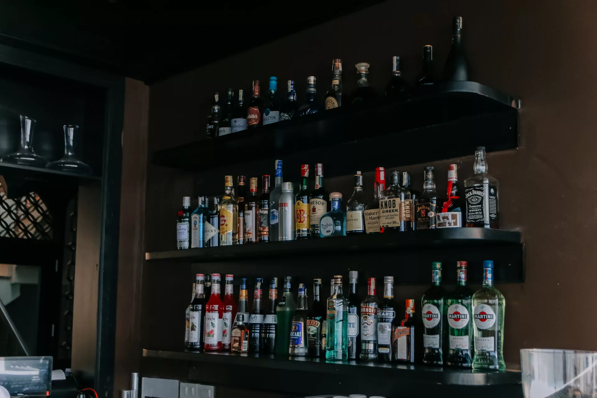 Od dziś dłuższy zakaz nocnej sprzedaży alkoholu w Krakowie