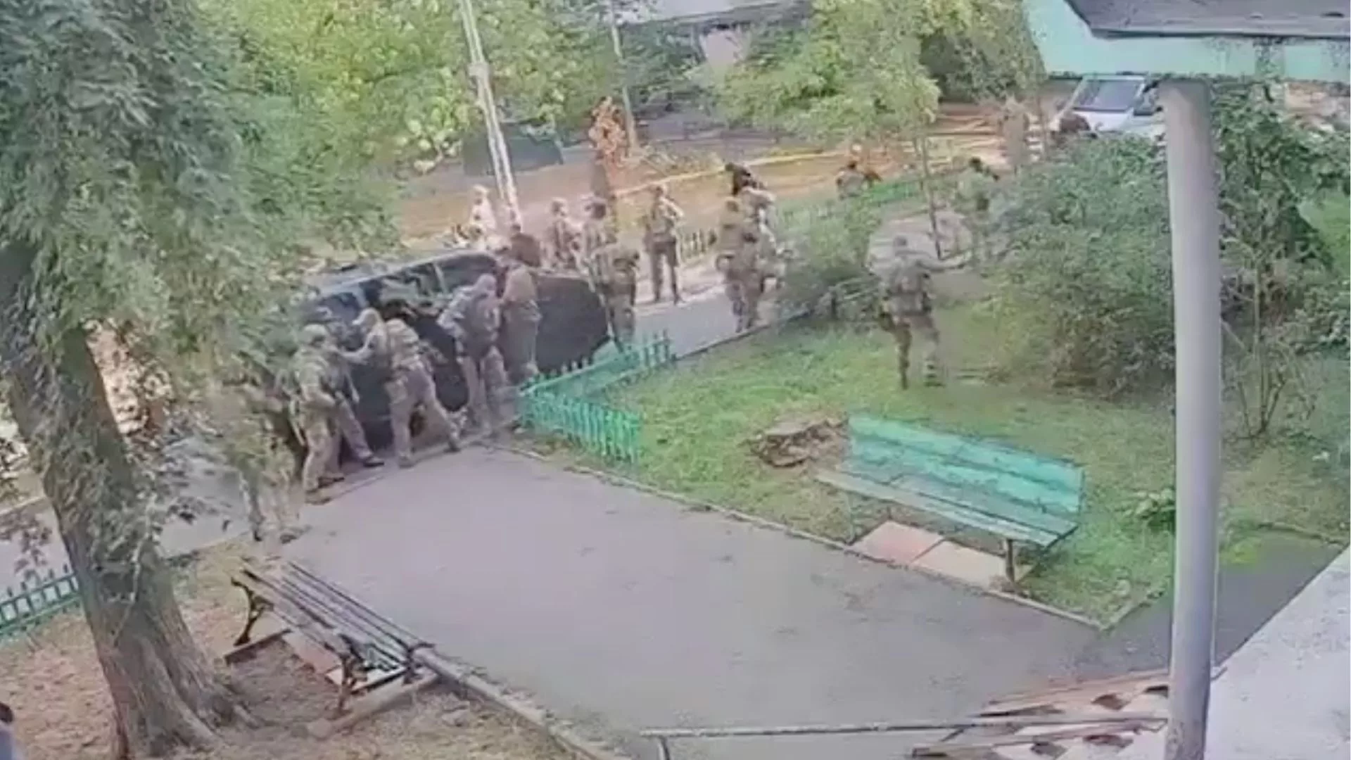 Ukraińskie służby otworzyły do siebie ogień w Kijowie. Są ranni i pierwsze zarzuty