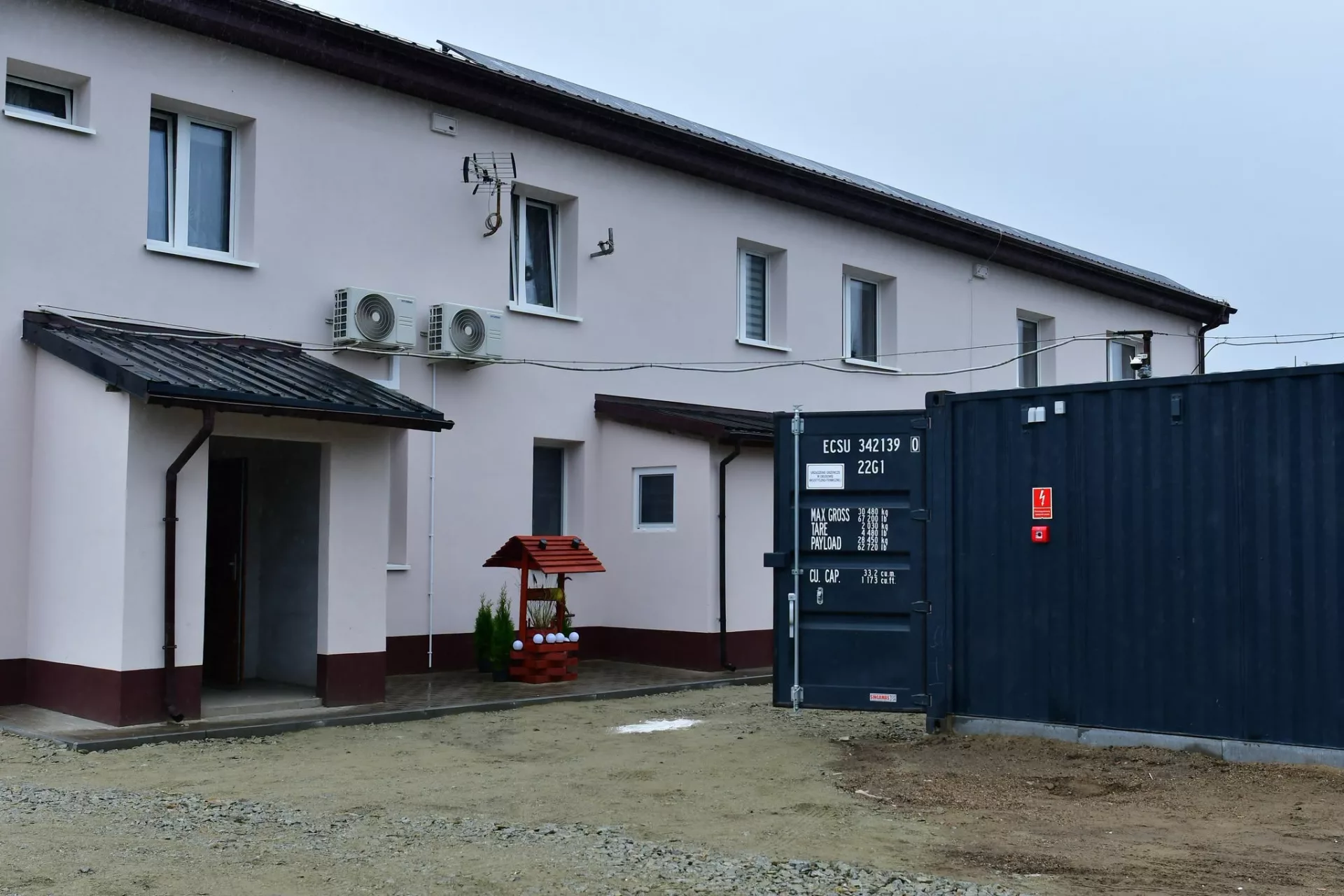 Budynek w Wójcinie po termomodernizacji. Zużycie energii ma spaść nawet o 90 proc.
