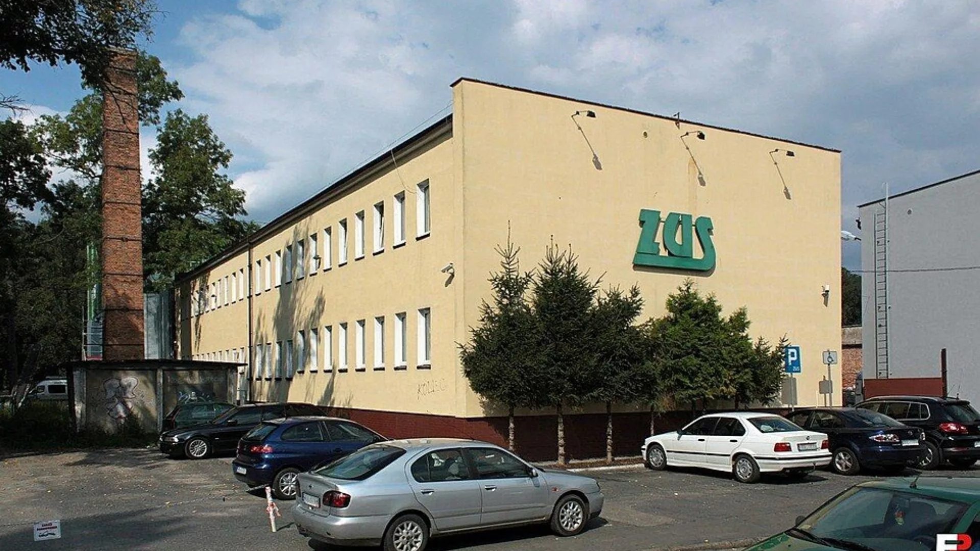 14. emerytura może podlegać zwrotowi. Nie wystarczy jednak samo przekroczenie pierwszego progu
