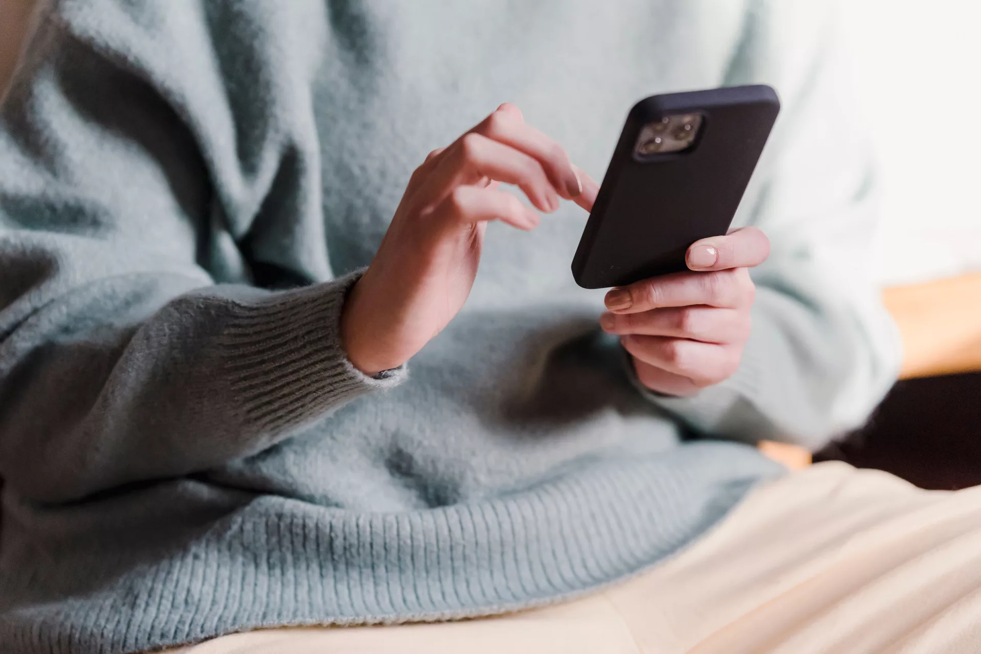 Miliony kobiet dostaną SMS-y od Ministerstwa Zdrowia. Chodzi o bezpłatne badania