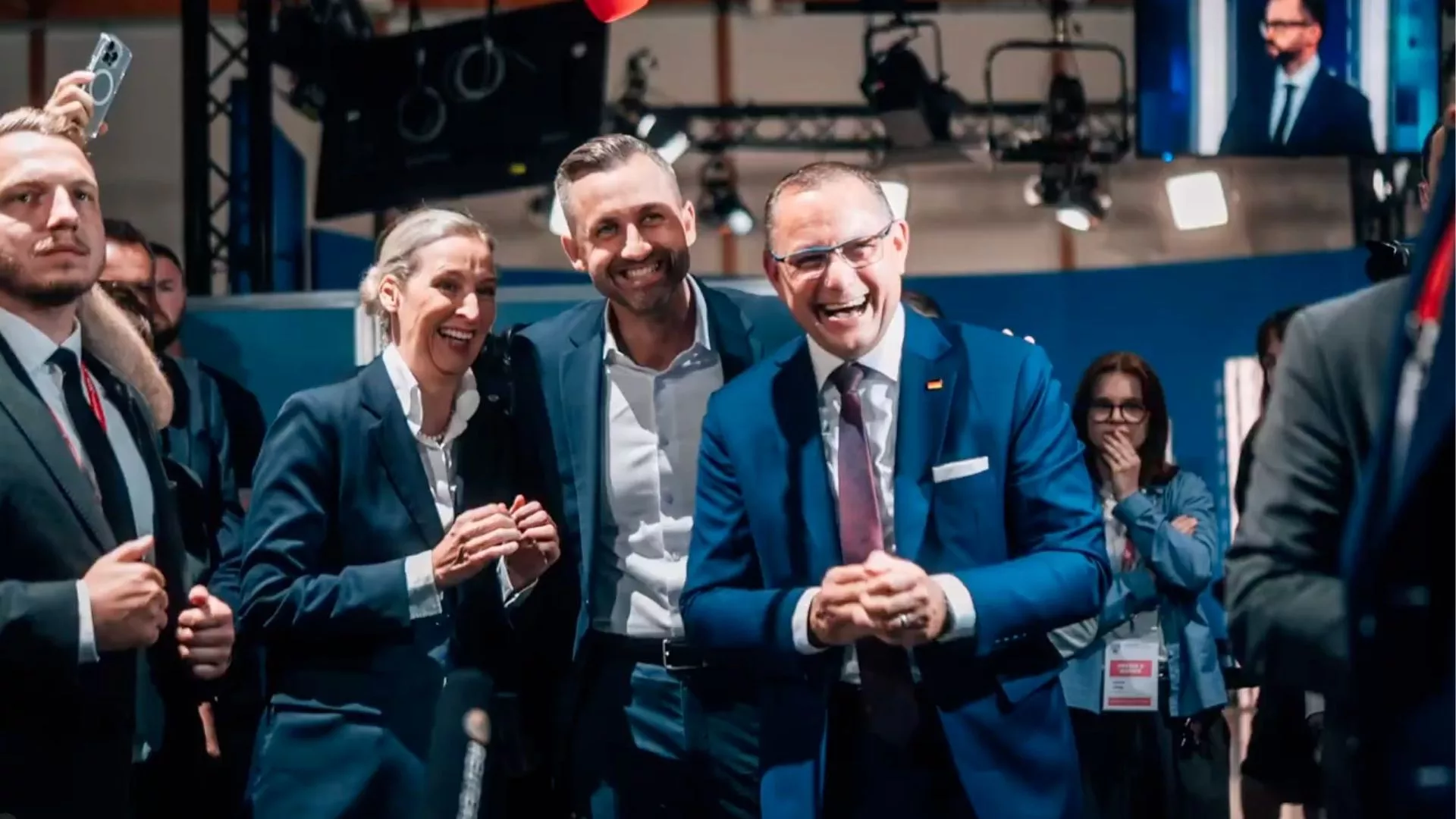AfD wygrała wybory i szuka drogi do władzy. Czy pęknie niemiecka „zapora ogniowa”?