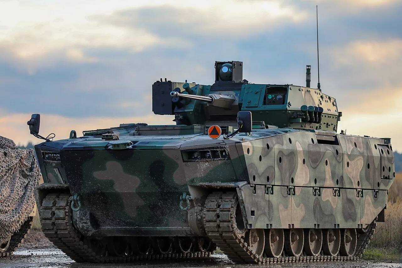 Polski ciężki wóz bojowy zadebiutował na MSPO. Waży ponad 40 ton