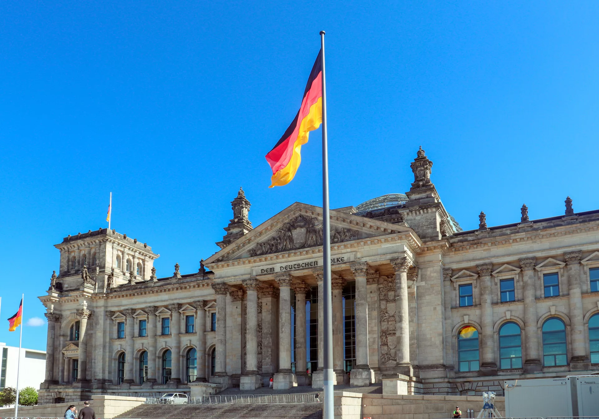 AfD wygrywa w Saksonii-Anhalt. Przed Niemcami trudne rozmowy o nowym rządzie