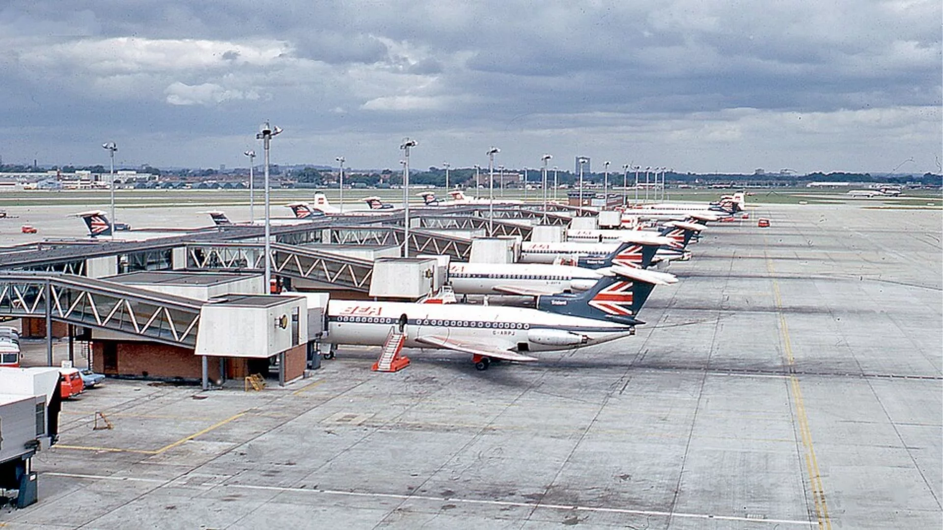 Lotnisko Heathrow jako jedno z wielu lotnisk Wielkiej Brytanii doświadczyło problemów komunikacyjnych