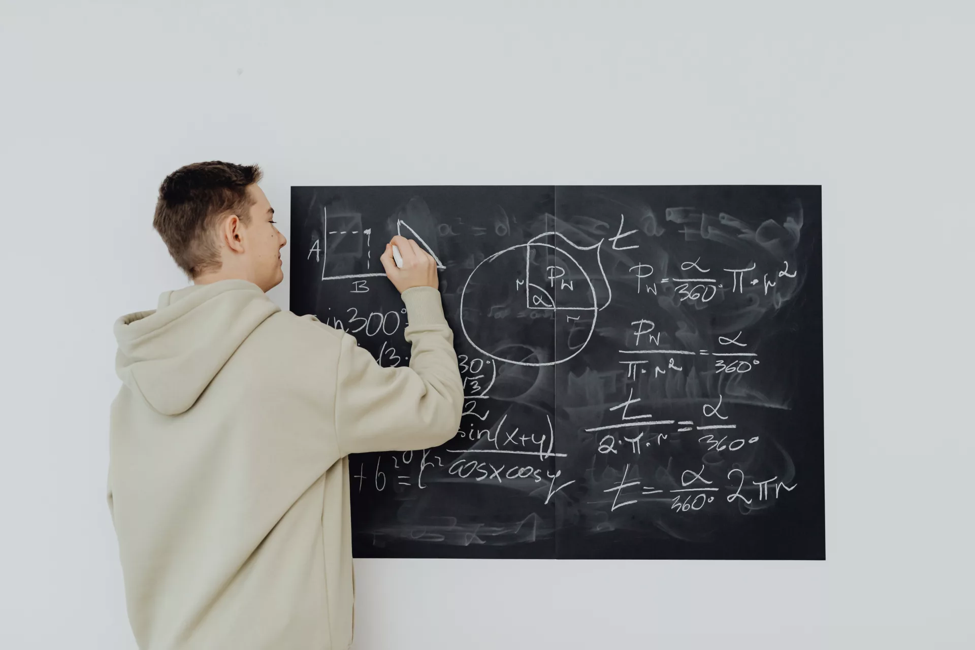 Polscy 15-latkowie w czołówce OECD. Bardzo mocny wynik z matematyki i czytania