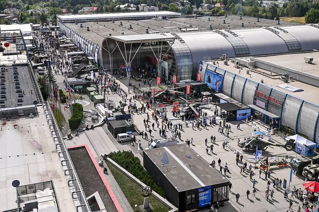 Dwa incydenty podczas MSPO w Kielcach. Nieznana ciecz i zatrzymanie z amunicją
