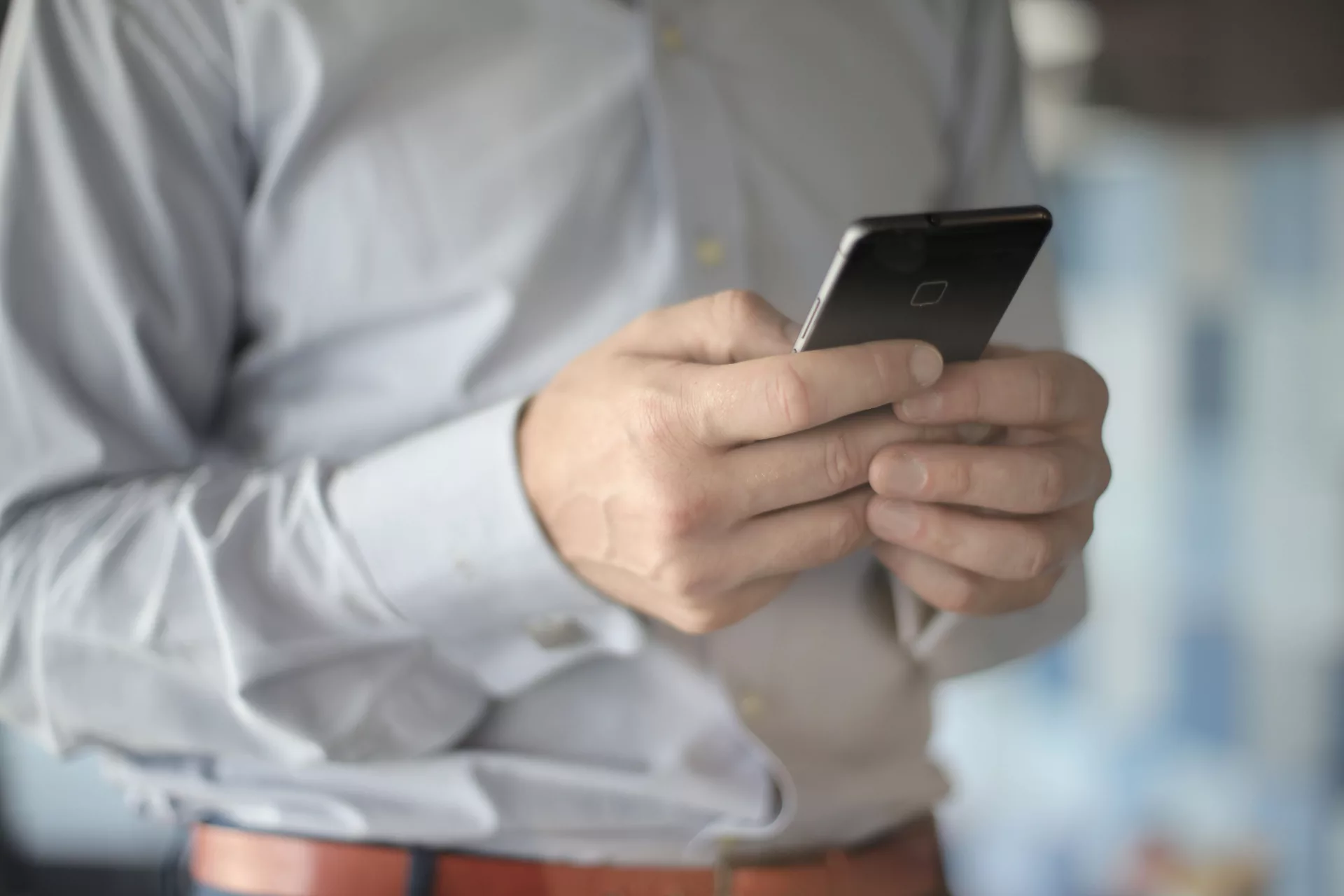 Szwecja przetestowała alarmy bezpośrednio w telefonach. Polska też pracuje nad Cell Broadcast