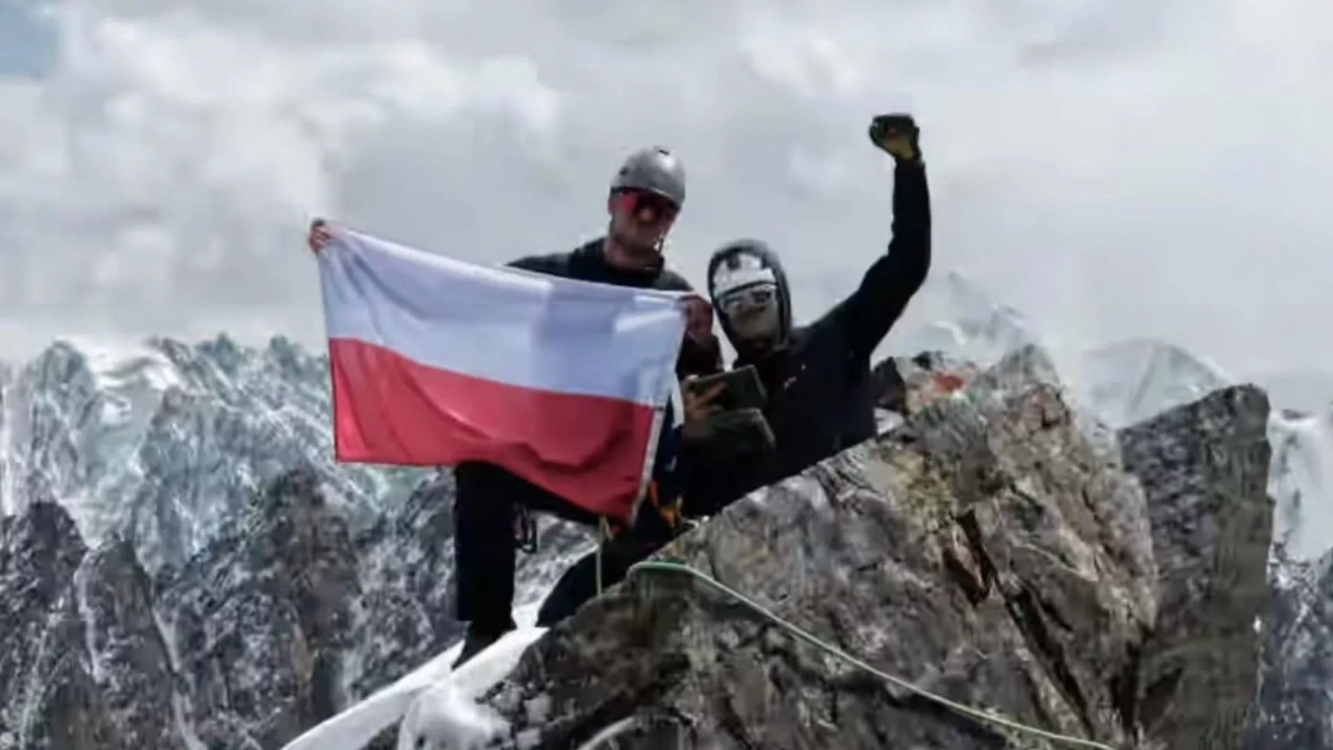 Patec i Pawbeats zdobyli kolejny dziewiczy szczyt. Nazwali go „RL9” na cześć Lewandowskiego