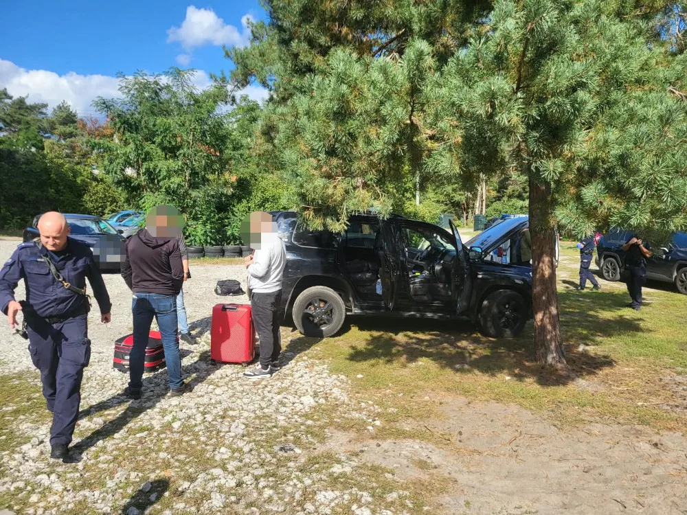 23-latka miała być przetrzymywana przez ponad tydzień. Policjanci uwolnili ją w warszawskim hotelu