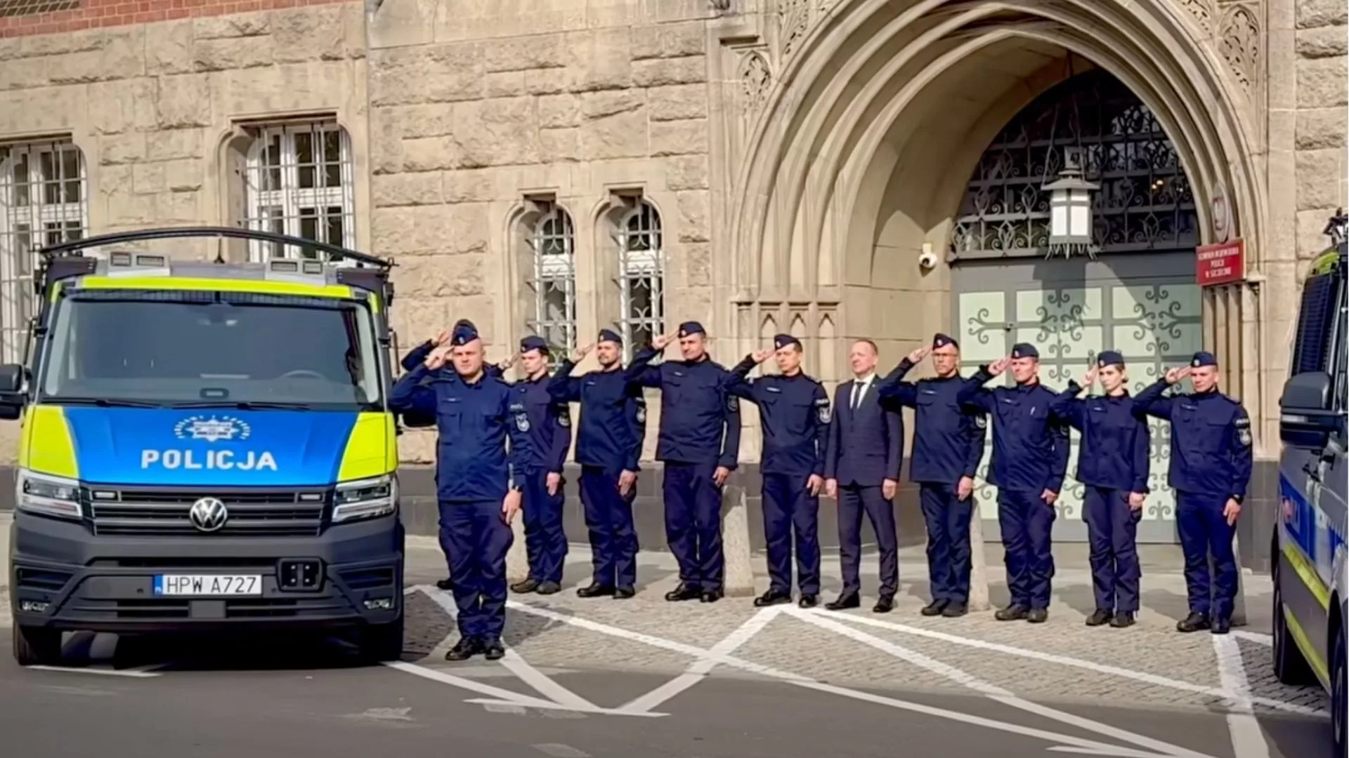 O 12 zatrzymały się radiowozy w całej Polsce. Policjanci oddali hołd 29-letniemu Natanowi