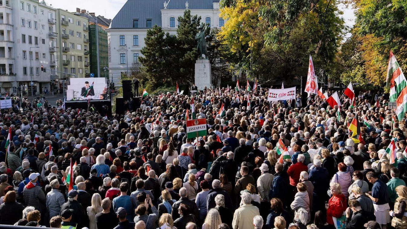Marsz zwolenników Fideszu w Budapeszcie. Organizator z przesłaniem do Polaków
